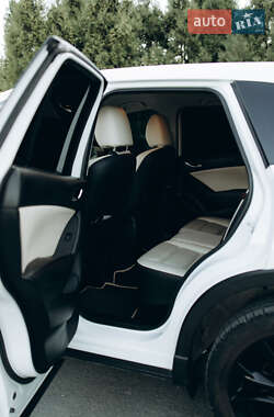 Позашляховик / Кросовер Mazda CX-5 2013 в 