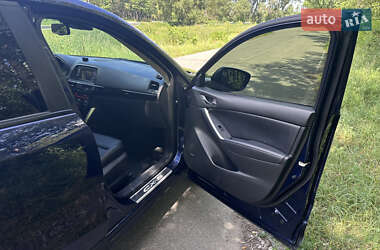 Внедорожник / Кроссовер Mazda CX-5 2013 в 