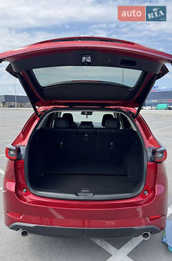 Внедорожник / Кроссовер Mazda CX-5 2024 в 