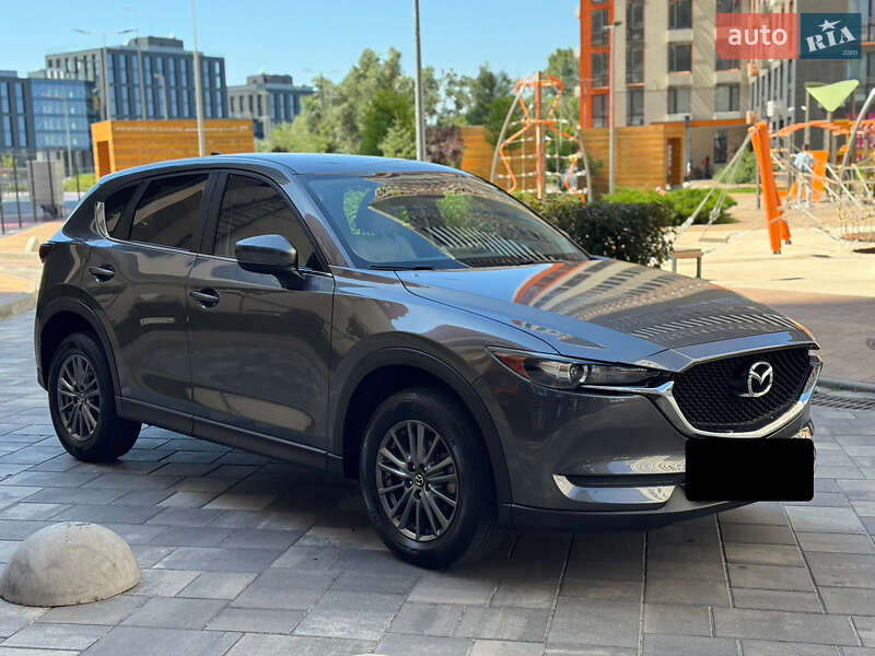 Позашляховик / Кросовер Mazda CX-5 2017 в Києві