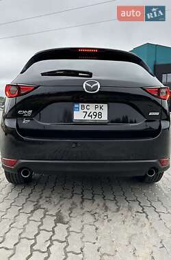Позашляховик / Кросовер Mazda CX-5 2019 в 