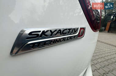 Позашляховик / Кросовер Mazda CX-5 2015 в 