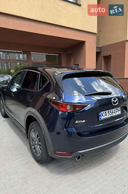 Позашляховик / Кросовер Mazda CX-5 2019 в 