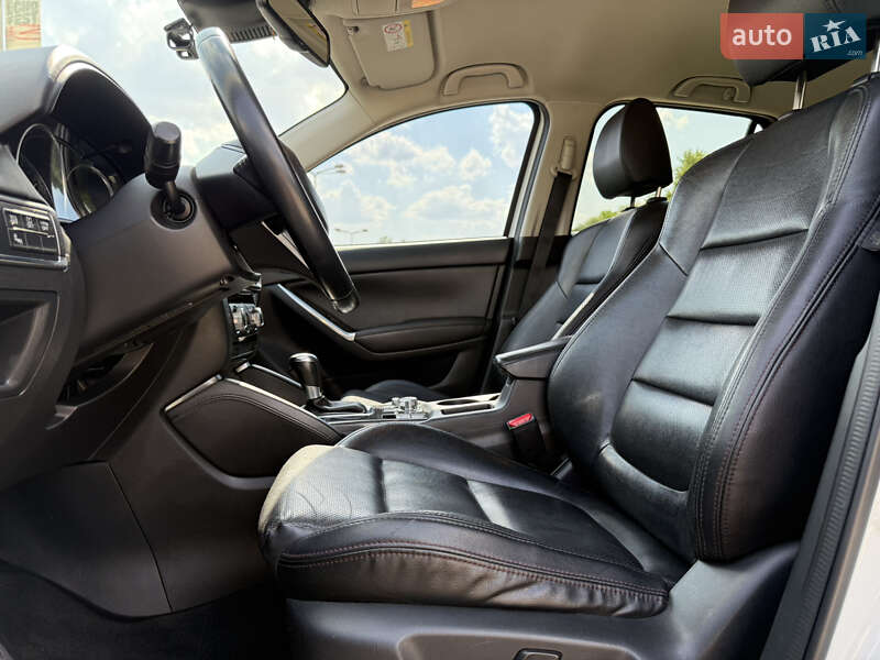 Позашляховик / Кросовер Mazda CX-5 2015 в Дніпрі