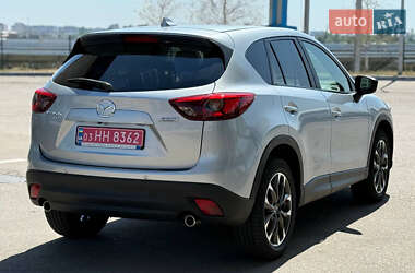 Позашляховик / Кросовер Mazda CX-5 2015 в 