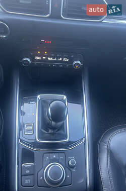 Позашляховик / Кросовер Mazda CX-5 2020 в 