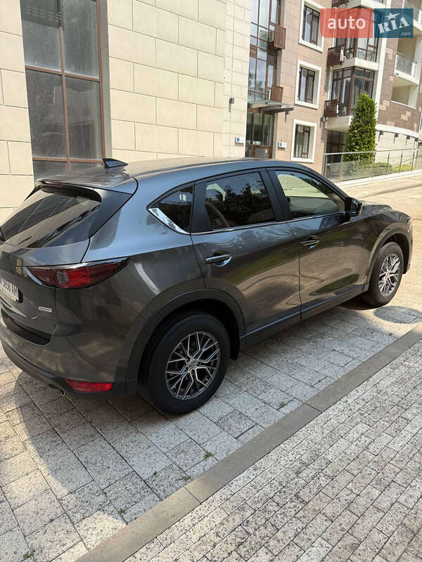 Внедорожник / Кроссовер Mazda CX-5 2017 в Киеве