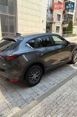 Внедорожник / Кроссовер Mazda CX-5 2017 в 
