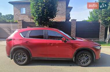 Позашляховик / Кросовер Mazda CX-5 2020 в 