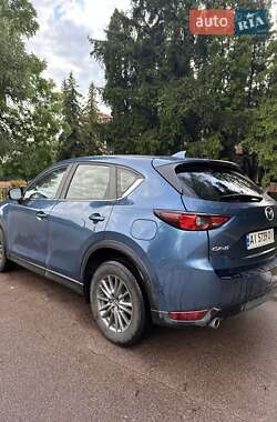 Позашляховик / Кросовер Mazda CX-5 2018 в 