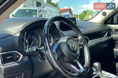 Позашляховик / Кросовер Mazda CX-5 2017 в 