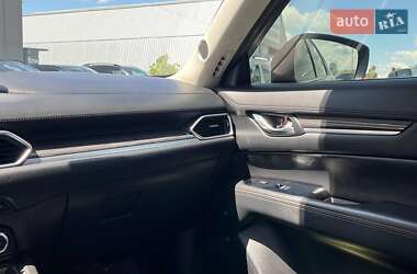 Позашляховик / Кросовер Mazda CX-5 2017 в 