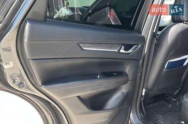Позашляховик / Кросовер Mazda CX-5 2017 в 