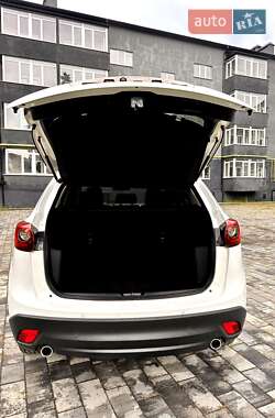 Внедорожник / Кроссовер Mazda CX-5 2015 в 