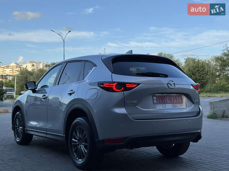 Позашляховик / Кросовер Mazda CX-5 2017 в Хмельницькому