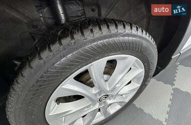 Позашляховик / Кросовер Mazda CX-5 2013 в 