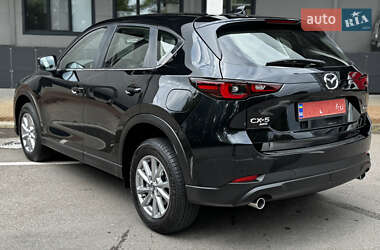 Позашляховик / Кросовер Mazda CX-5 2023 в 