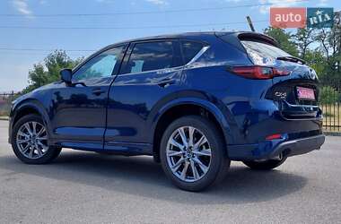 Позашляховик / Кросовер Mazda CX-5 2024 в 