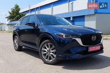 Позашляховик / Кросовер Mazda CX-5 2024 в 
