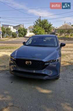 Позашляховик / Кросовер Mazda CX-5 2024 в 