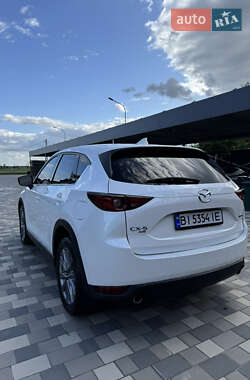 Позашляховик / Кросовер Mazda CX-5 2020 в 