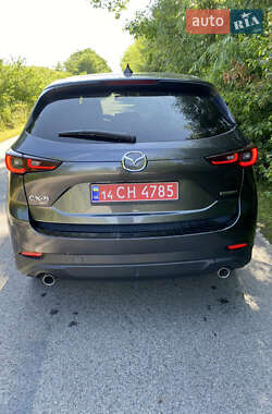 Позашляховик / Кросовер Mazda CX-5 2022 в 