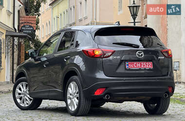 Позашляховик / Кросовер Mazda CX-5 2015 в 