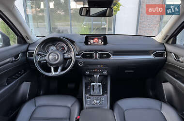 Позашляховик / Кросовер Mazda CX-5 2019 в 