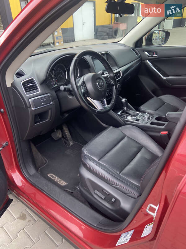 Позашляховик / Кросовер Mazda CX-5 2016 в Києві