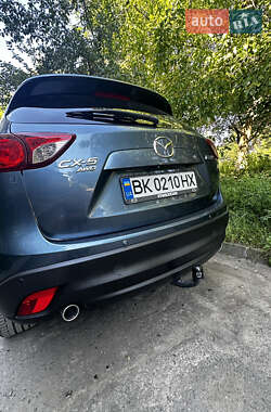 Позашляховик / Кросовер Mazda CX-5 2014 в 