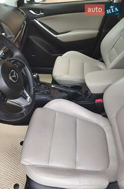 Позашляховик / Кросовер Mazda CX-5 2012 в 