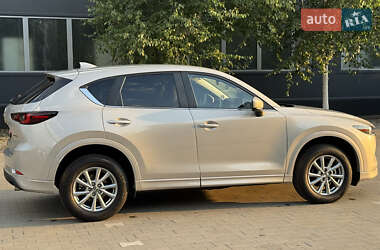 Внедорожник / Кроссовер Mazda CX-5 2023 в 