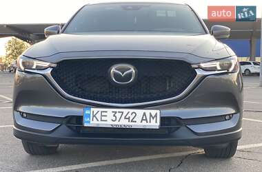 Позашляховик / Кросовер Mazda CX-5 2019 в 