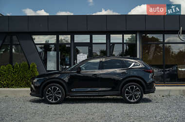 Позашляховик / Кросовер Mazda CX-5 2023 в 