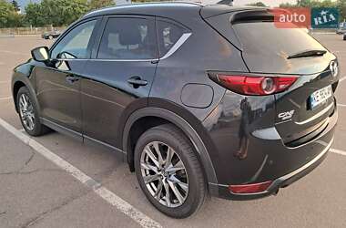 Позашляховик / Кросовер Mazda CX-5 2018 в 