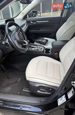Позашляховик / Кросовер Mazda CX-5 2024 в 
