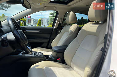 Позашляховик / Кросовер Mazda CX-5 2017 в 