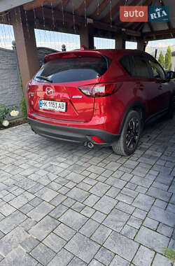Позашляховик / Кросовер Mazda CX-5 2015 в 