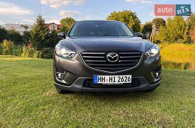 Позашляховик / Кросовер Mazda CX-5 2017 в 