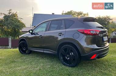 Позашляховик / Кросовер Mazda CX-5 2017 в 