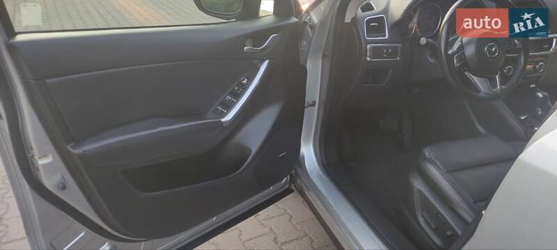 Внедорожник / Кроссовер Mazda CX-5 2016 в Миргороде