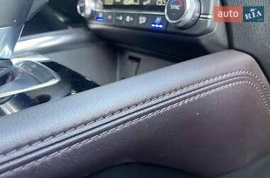 Позашляховик / Кросовер Mazda CX-5 2022 в 