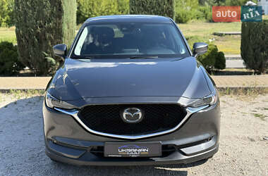 Позашляховик / Кросовер Mazda CX-5 2018 в 