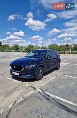 Позашляховик / Кросовер Mazda CX-5 2019 в 