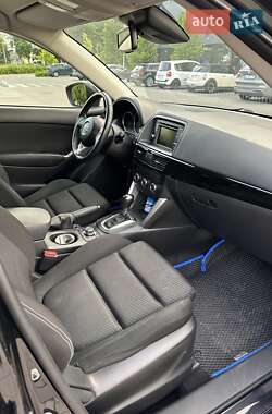 Позашляховик / Кросовер Mazda CX-5 2013 в 