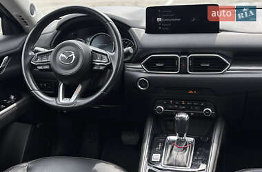 Позашляховик / Кросовер Mazda CX-5 2020 в 