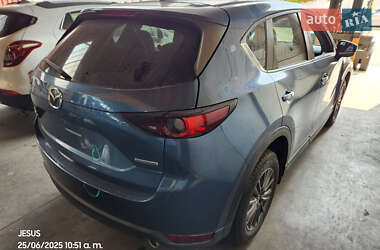 Позашляховик / Кросовер Mazda CX-5 2021 в 