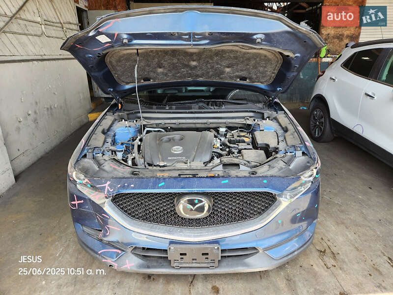 Внедорожник / Кроссовер Mazda CX-5 2021 в Киеве