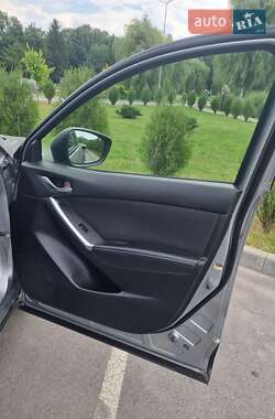 Позашляховик / Кросовер Mazda CX-5 2013 в 