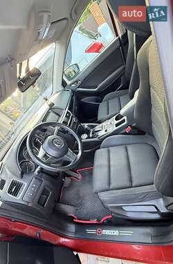 Позашляховик / Кросовер Mazda CX-5 2017 в 